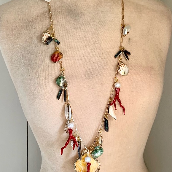 Beautiful Natural Shell & Pearl Necklace on 40” Paperclip Chain. Easy Clasp. - Picture 3 of 7